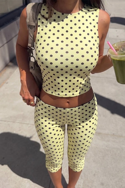 Polka Dot Sleeveless Fitted Capri Pants Set