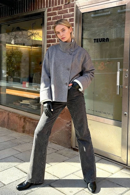 Short Woolen Casual Lapel Overcoat