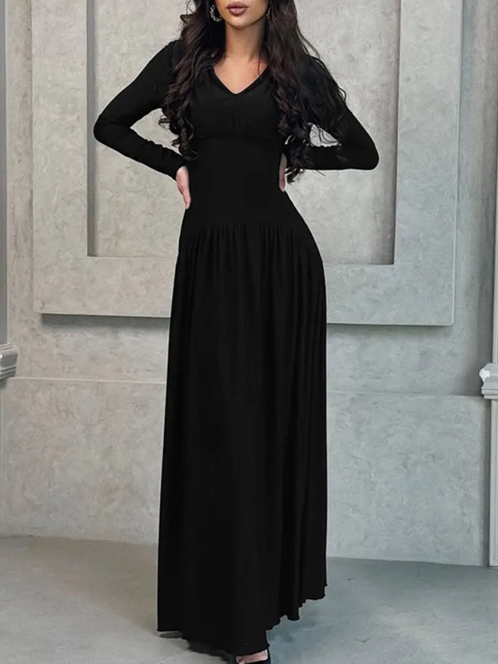 Long Sleeve Deep V-Neck Ruched Pleated Flowy Maxi Dress
