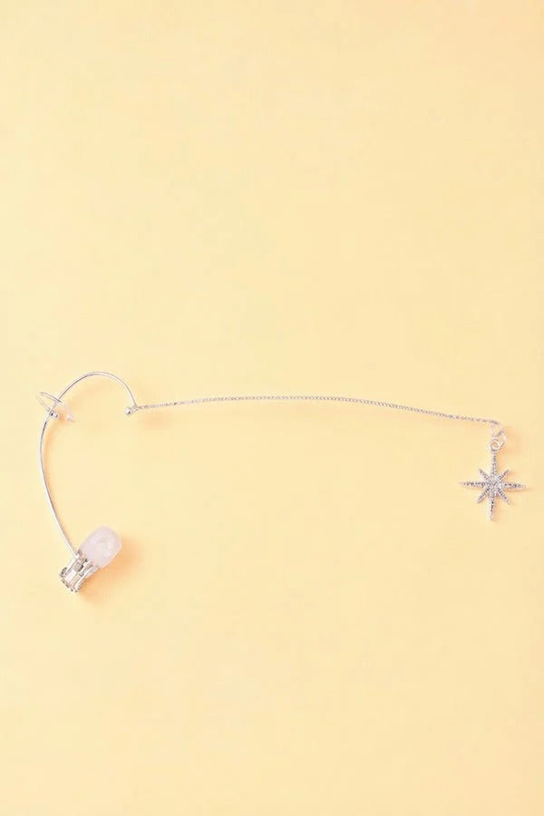 Minimalist Star-shaped Ear Cuff