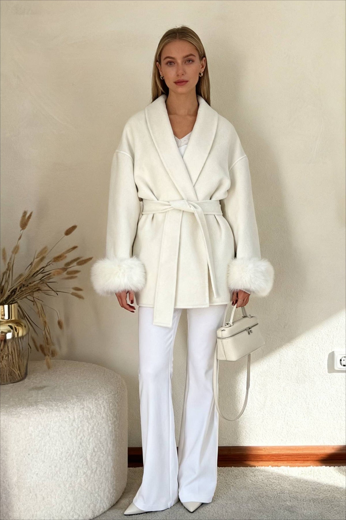 Elegant Short Fox Fur Woolen Coat