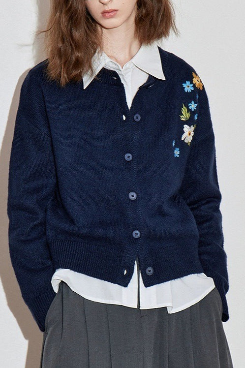 Vintage Floral Embroidery Sweater