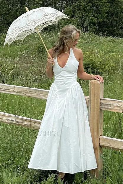 Deep V-Neck Backless Pure Desire White Slim Fit Maxi Dress