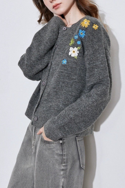 Vintage Floral Embroidery Sweater