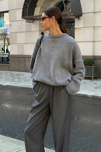 Solid Knit Crew Neck Sweater