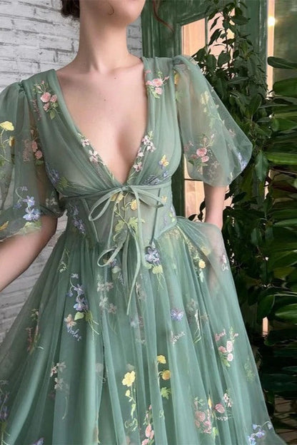 Floral Applique Ball Gown Prom Dress