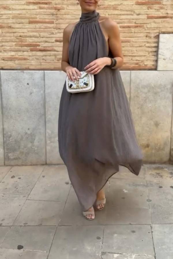 Halter Neck Pleated Loose-fitting Vacation Maxi Dress