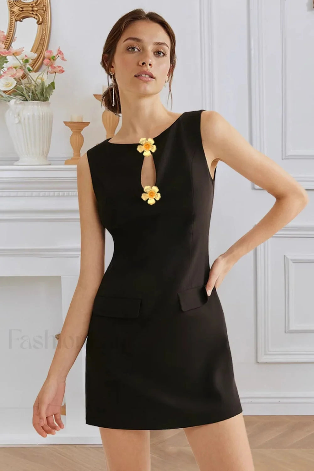 Elegant Button-Front Waist-Cinched Sleeveless Work Dress