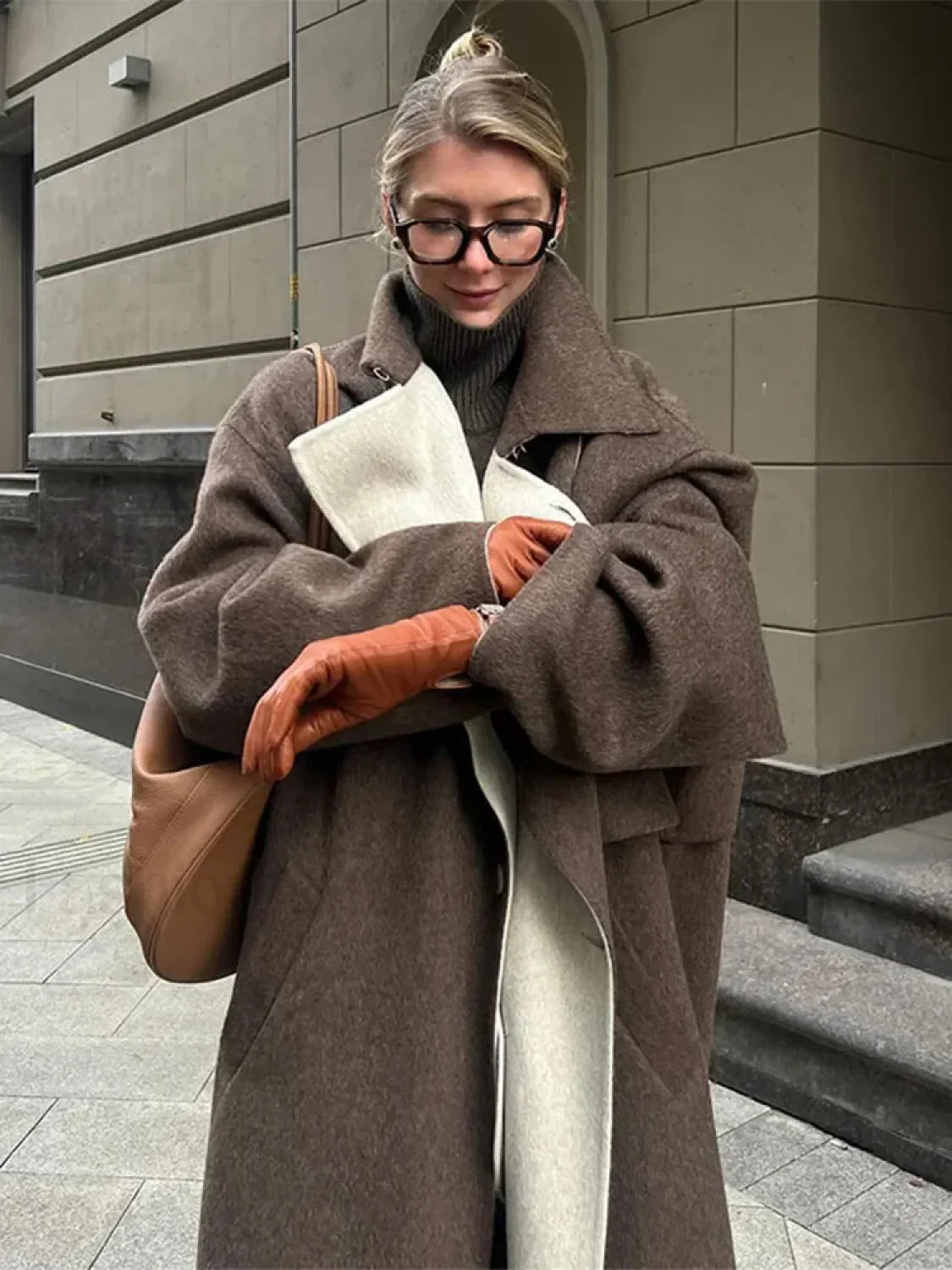 Elegant Patchwork Lapel Long Sleeve Woolen Overcoats