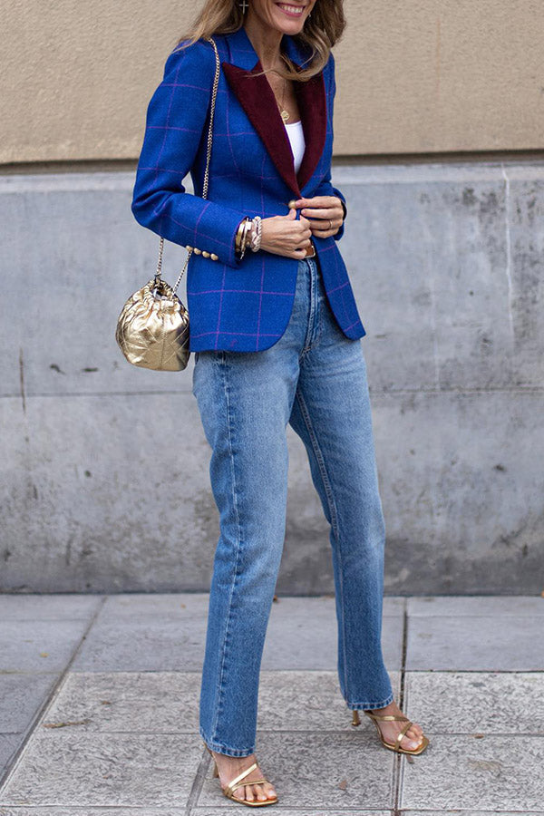 Stylish contrasting lapel blazer