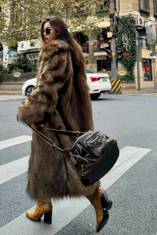 Chic Eco Fur Thick Warm Fox-Like Plush Overcoat