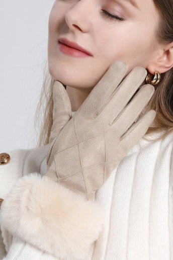 Fleece Lined Checkered Touchscreen Gloves