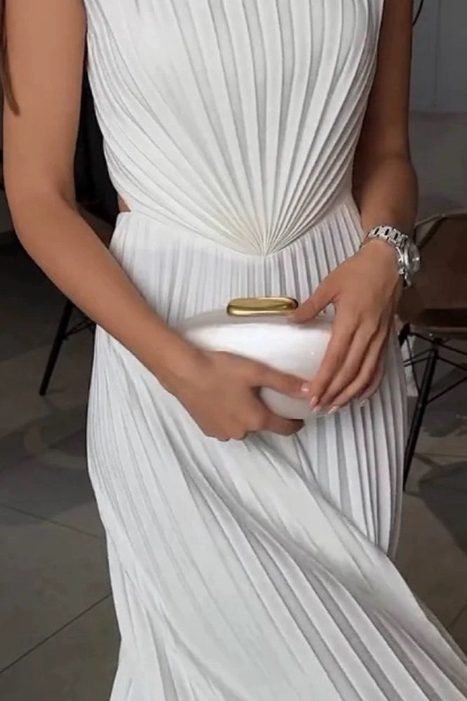 Elegant Solid Pleated Flared Formal Dress