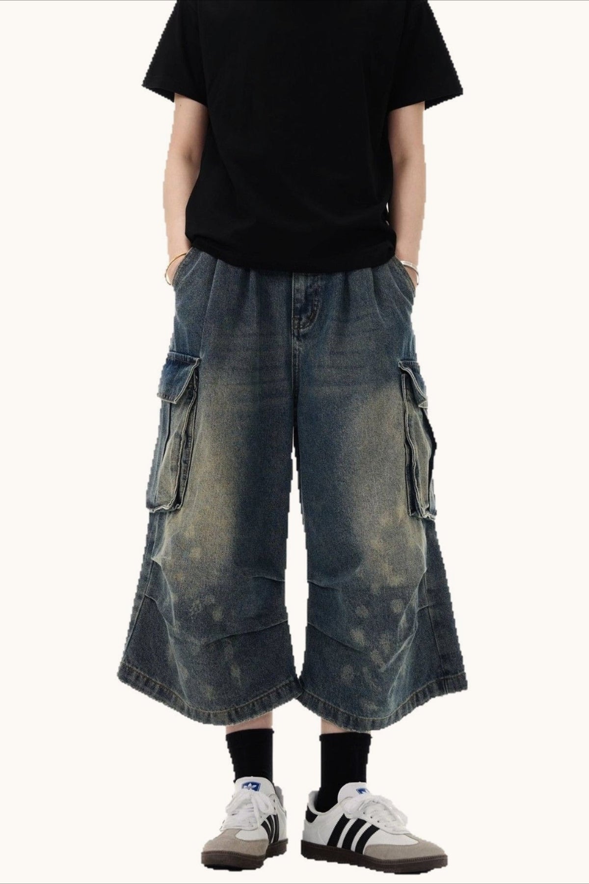 Multi Pocket Ruched Cargo Relaxed Straight Jeans