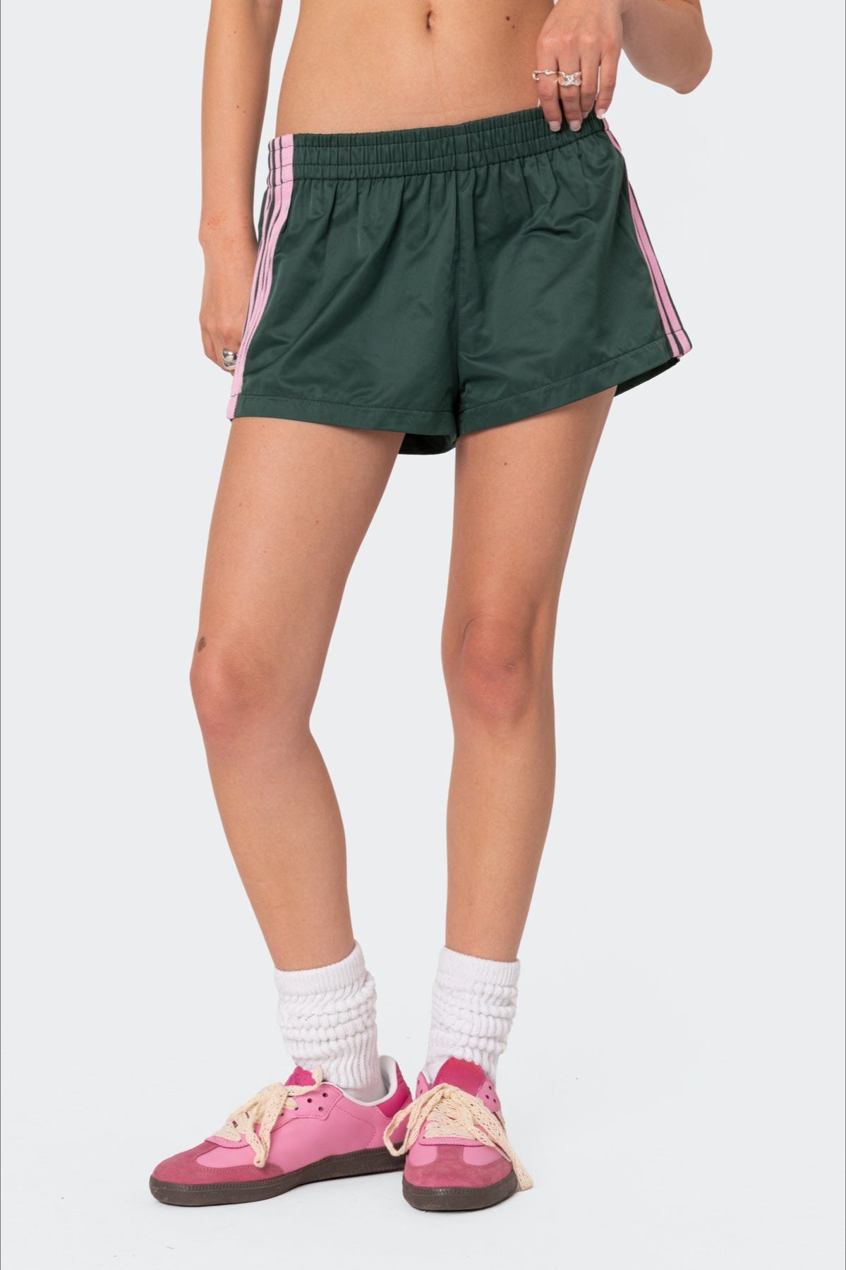 Elastic Waist Loose Fit Casual Athletic Shorts