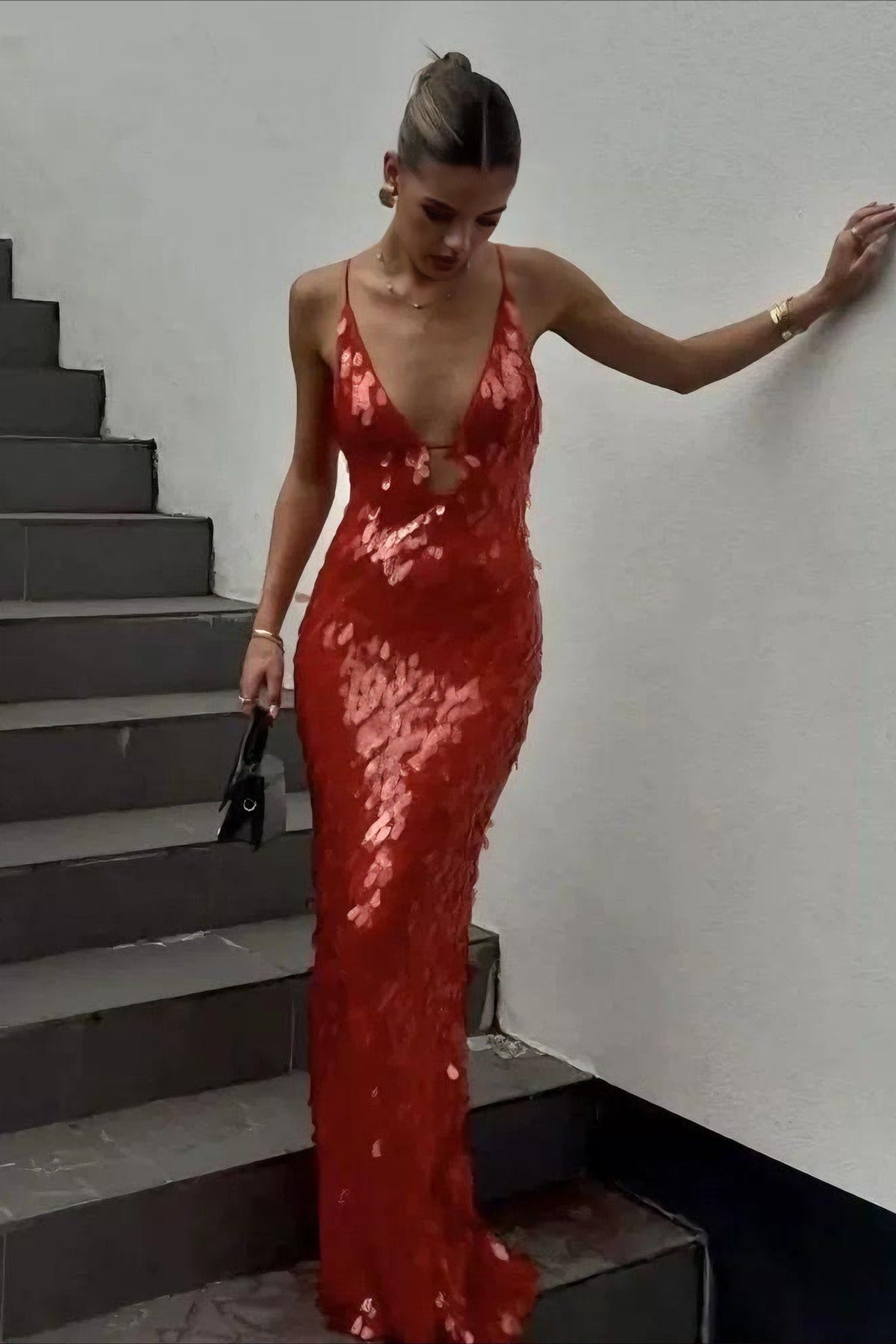 Chic Short Sleeve Plunging Cocktail Dress
