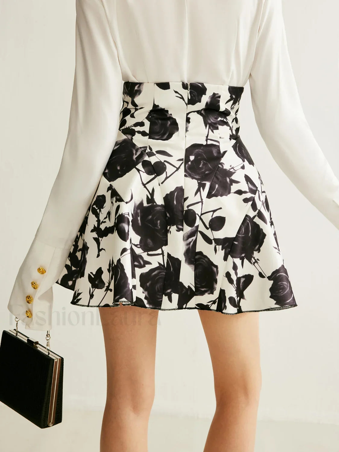 Floral Print Button-Detail Skirt