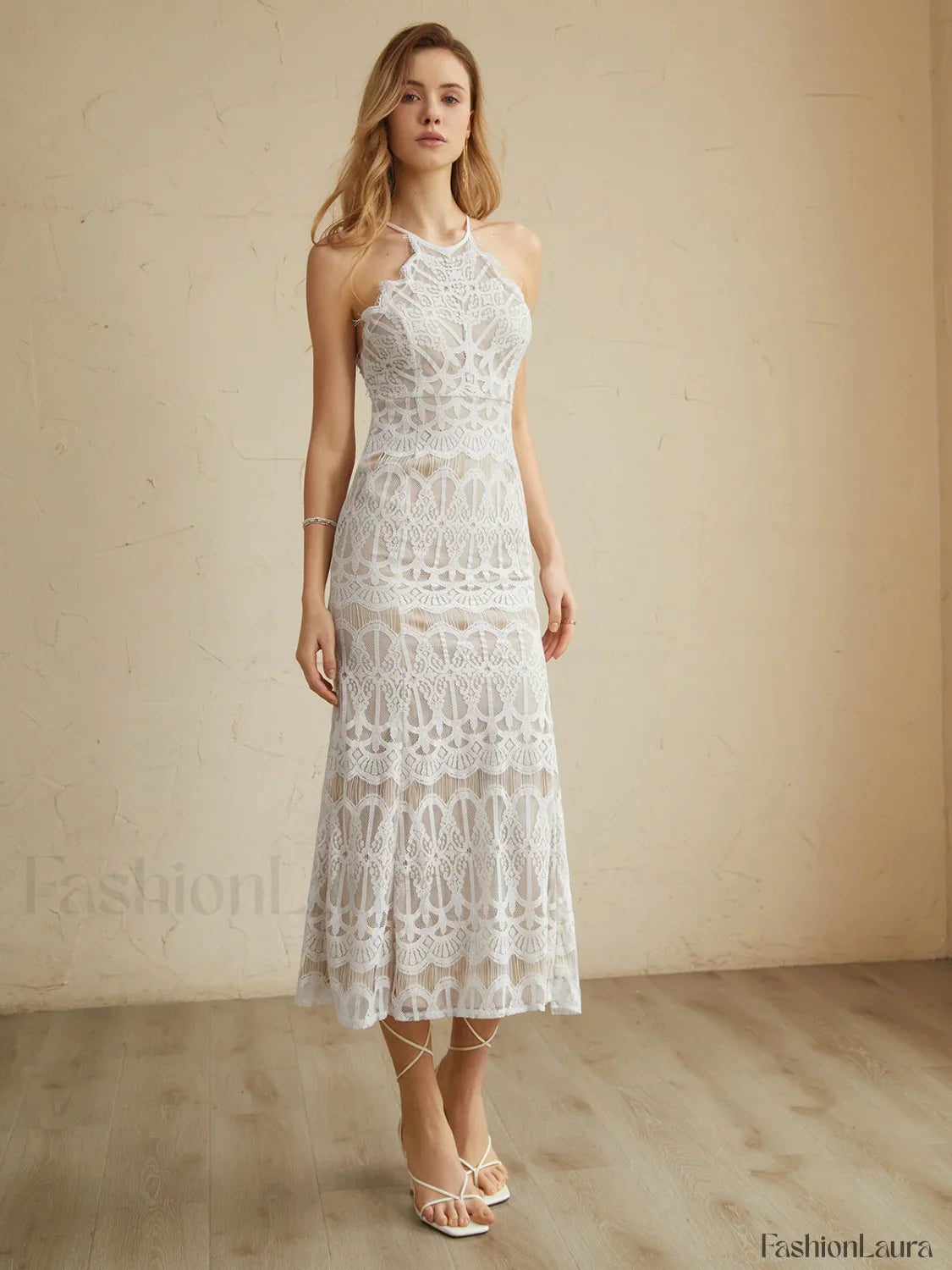 Glamorous Lace Graceful Halter Long Dress