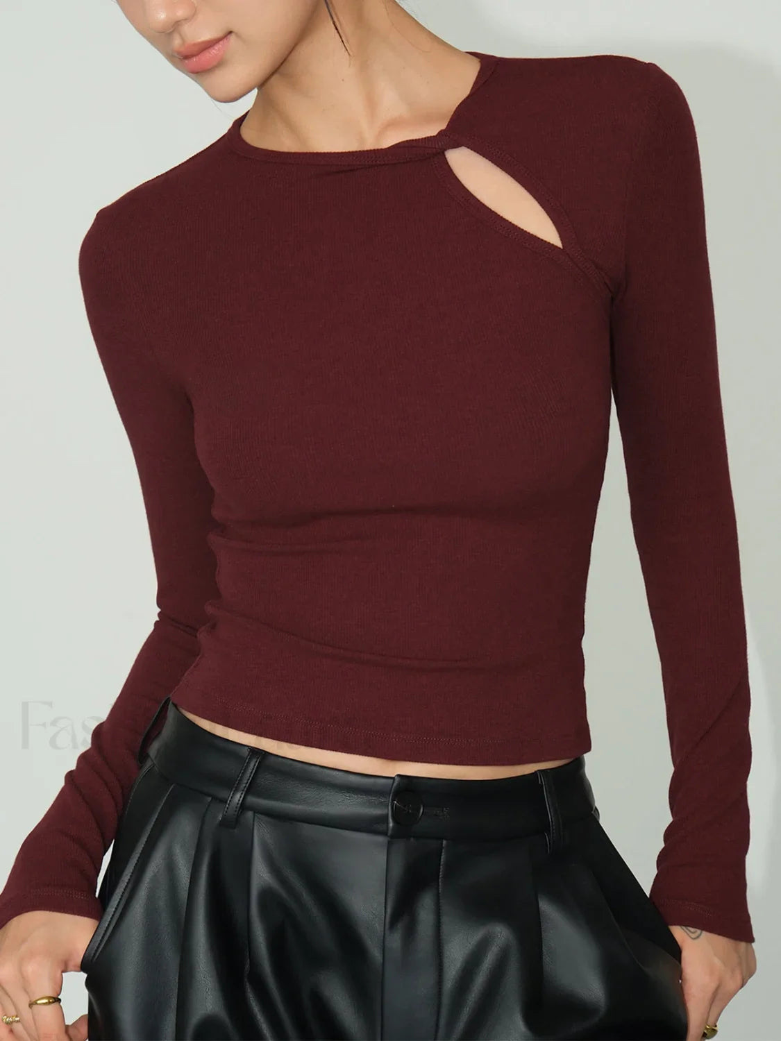 Knotted Cutout Skinny T-Shirt
