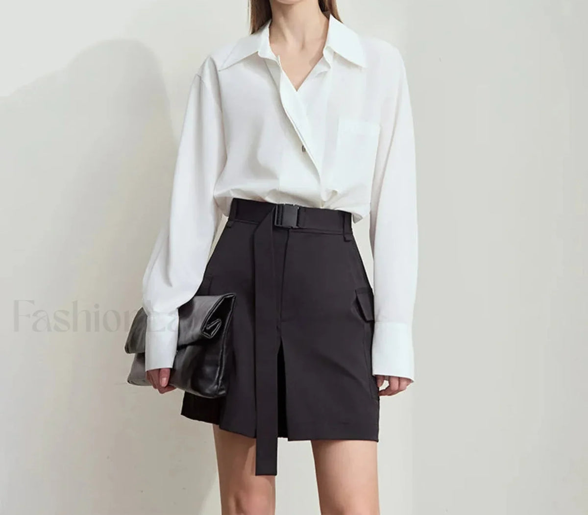 Minimalist Mountain Style Solid Casual Short