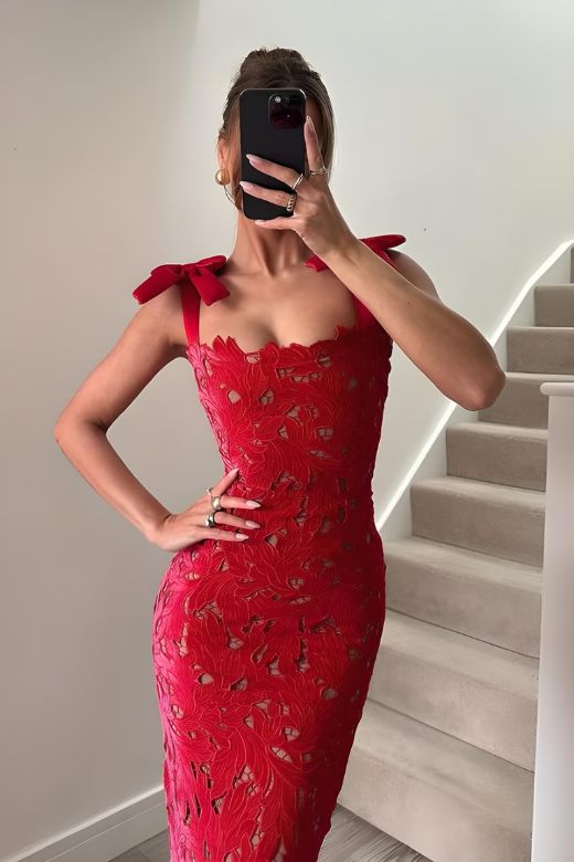 Lipstick Red Scalloped Sweetheart Bow Shoulder Lace Bodycon Maxi Dress