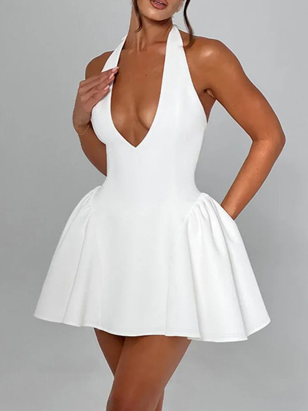 Halter Neck Deep V-Neck Pleated Skater Mini Dress