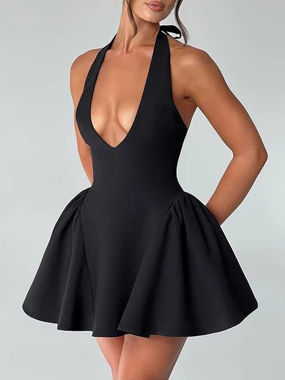 Halter Neck Deep V-Neck Pleated Skater Mini Dress