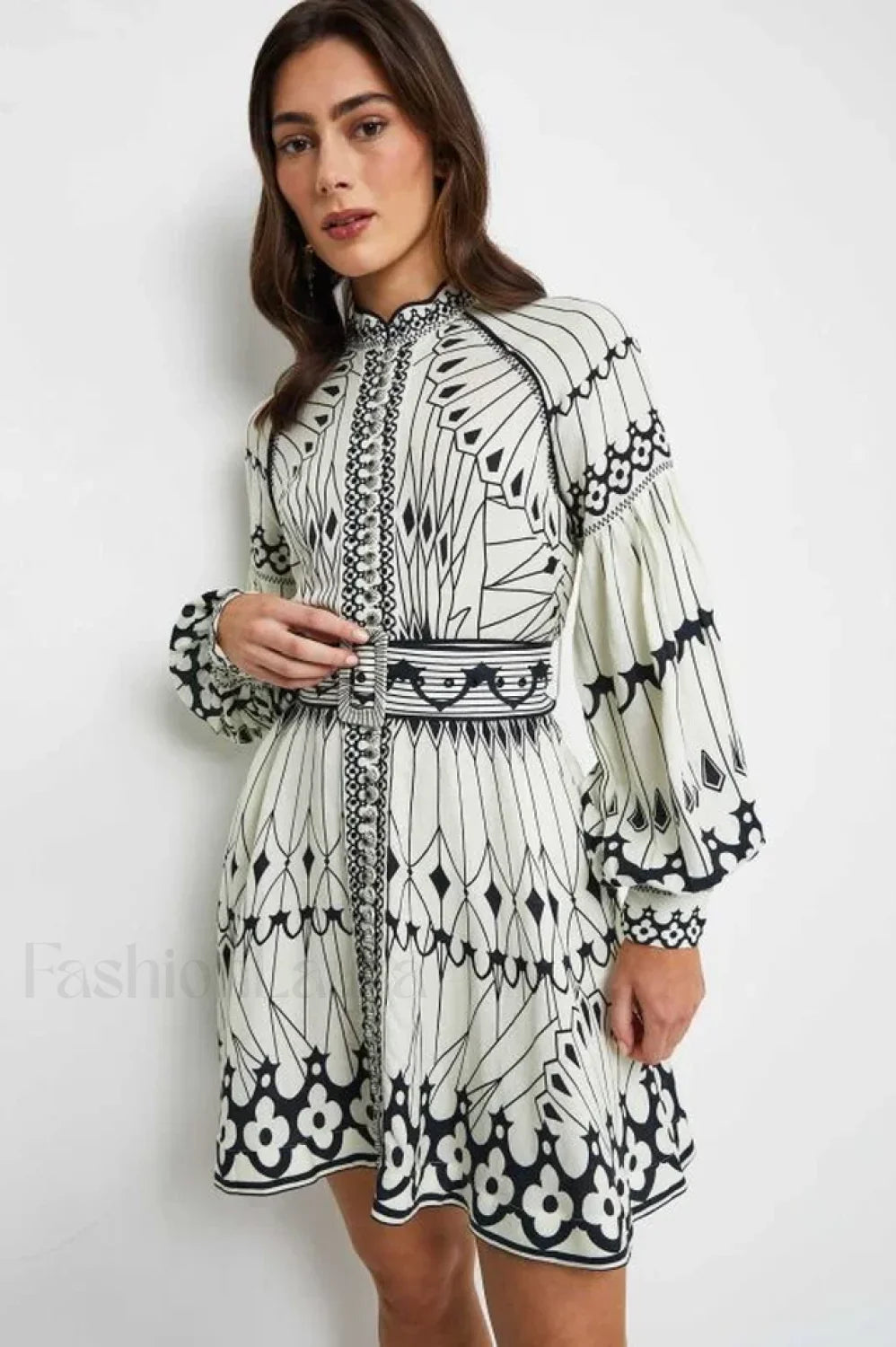 Pernilla Elegant Short Dress