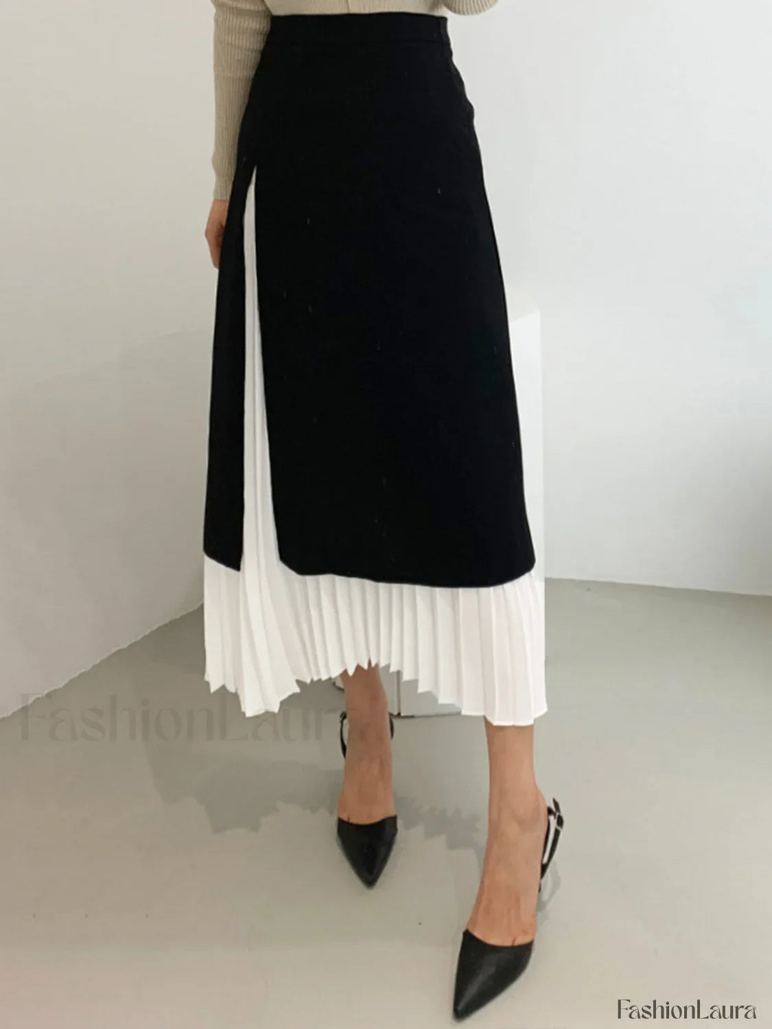 Two Tone Pleated Long Skirt