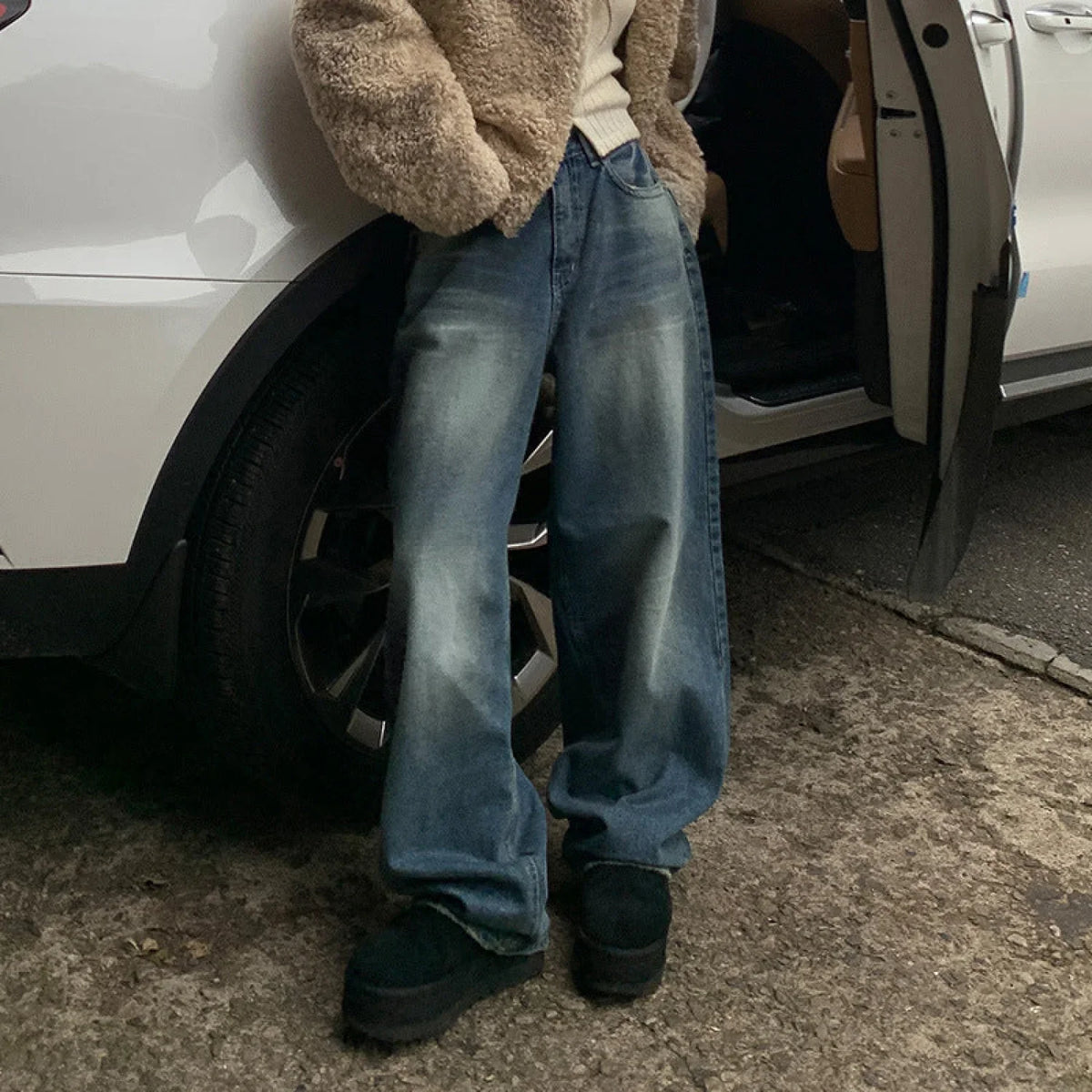 Vintage Blue Graceful Wash Boyfriend Jeans