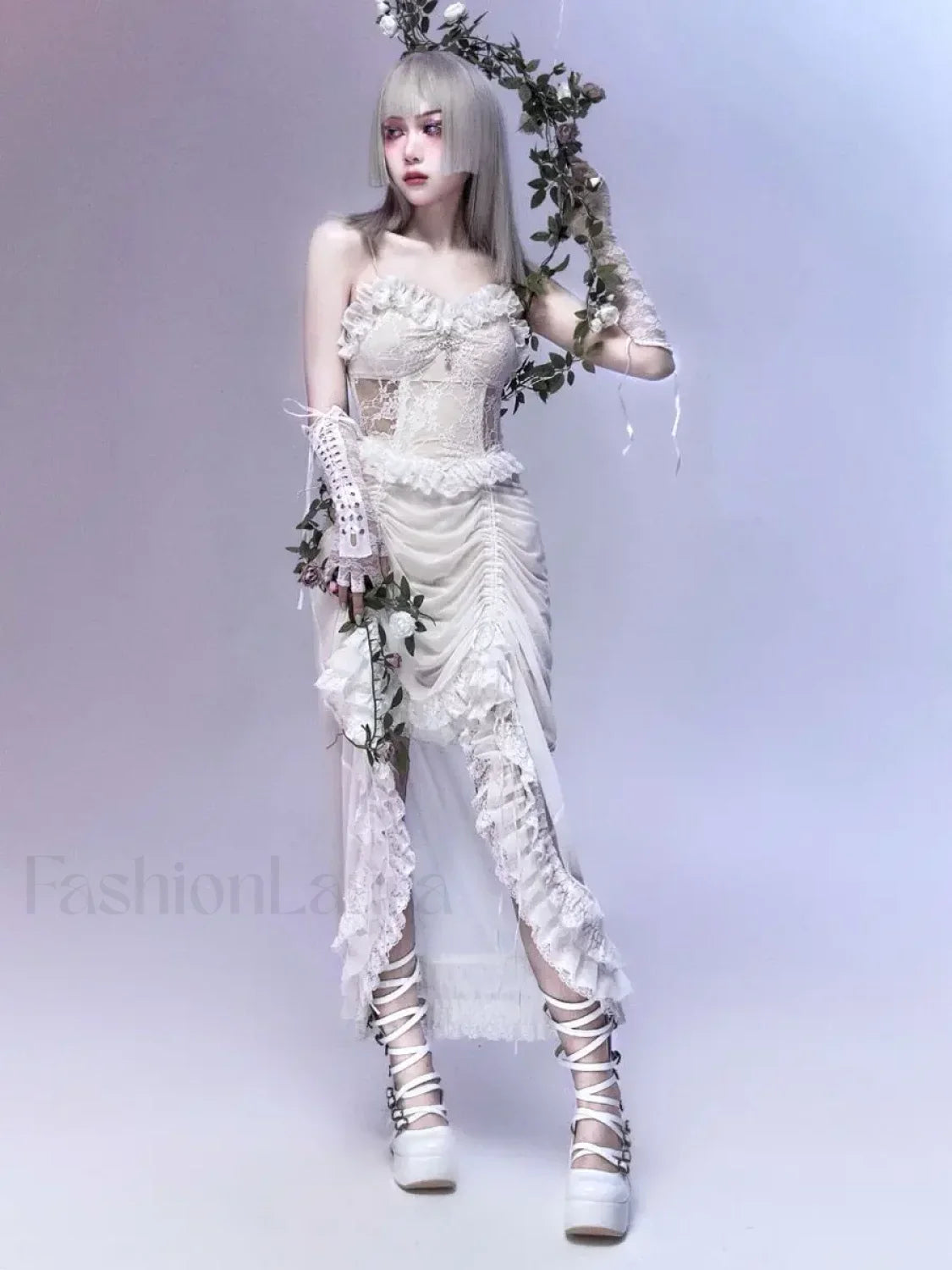 White Gothic Rope Lace Flying Sleeve Party Dress