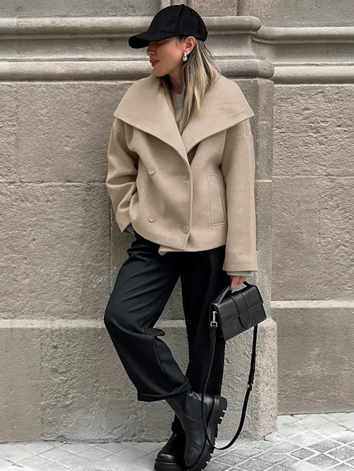 Women's Wide Lapel Faux-wool Blend Coat Overcoats
